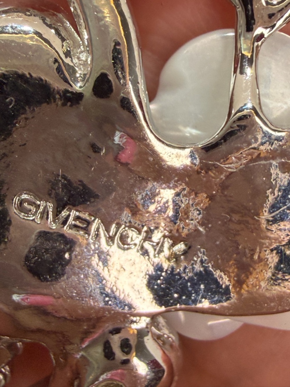 Givenchy Flower Necklace - Picture 8 of 10